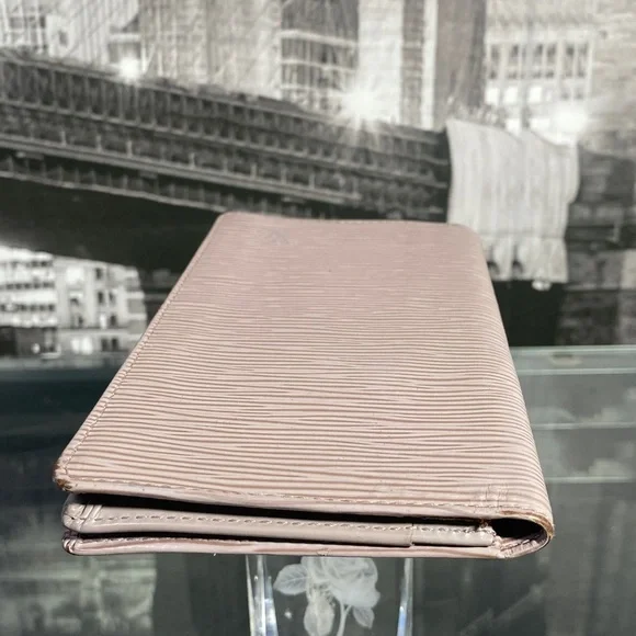 Authentic Rare Louis Vuitton Epi Checkbook Holder Wallet